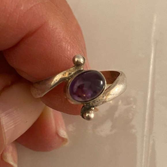 Jewelry - Beautiful 925 Sterling Silver Amethyst Ring Size 6.5